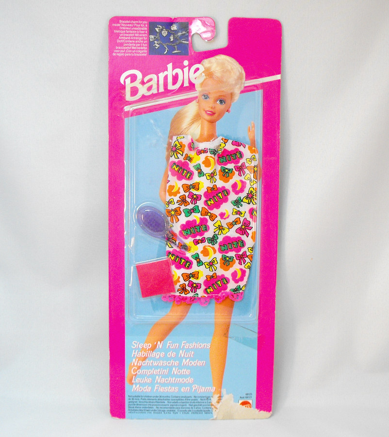 Barbie - Sleep 'N Fun Fashions Set
